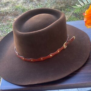 Wrangler Black Hat with Gold Logo